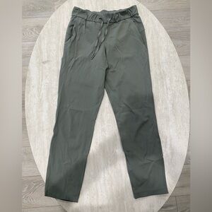 Lululemon Grey Sage On The Fly Pant *27" *Luxtreme